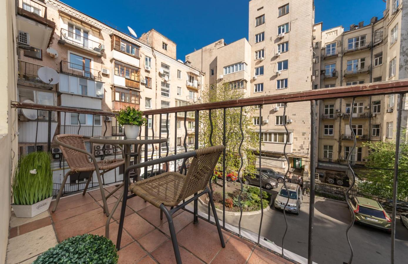 Apartment On Maidan, Khreschatyk 4 Street Киев Екстериор снимка